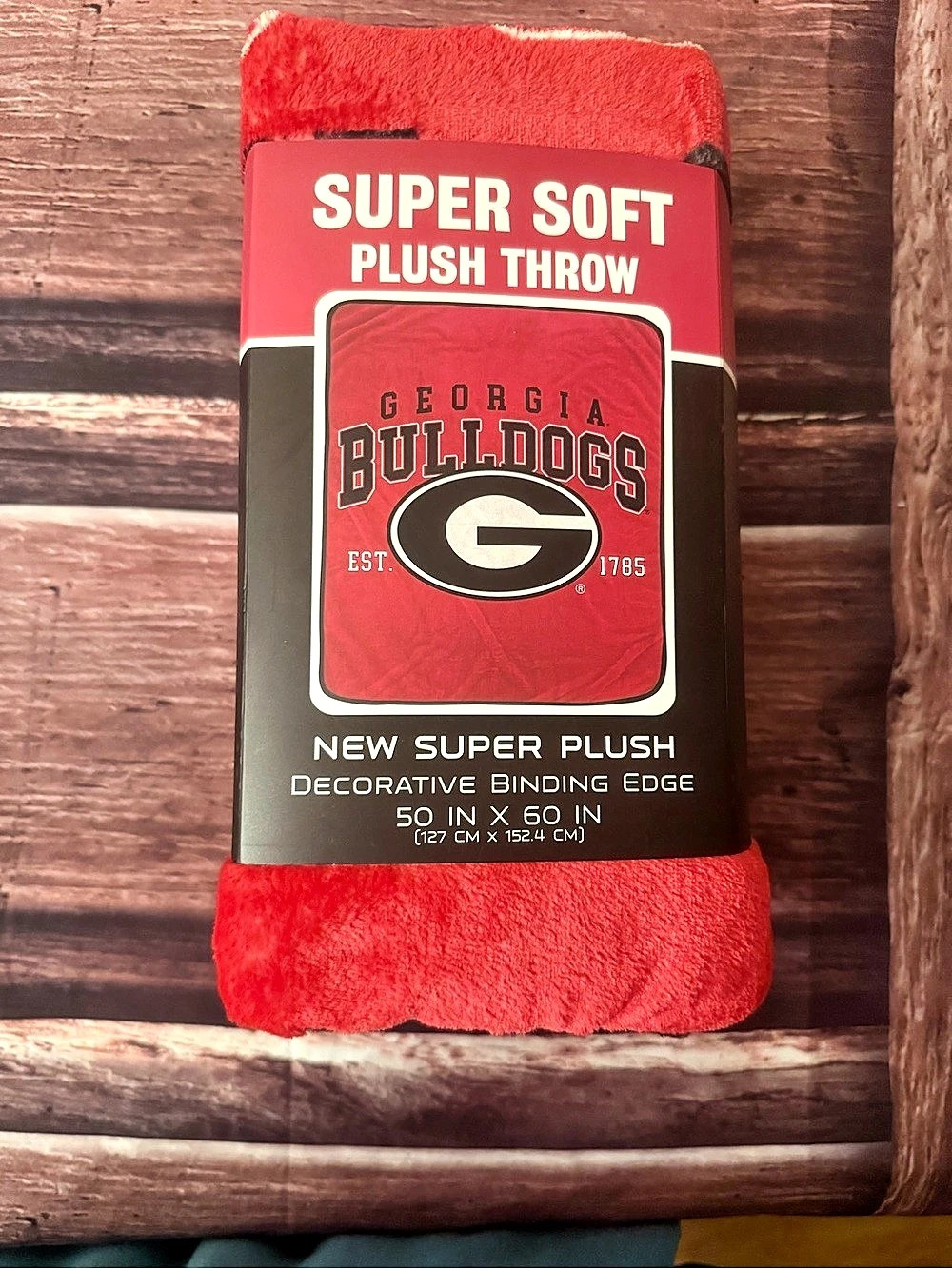 Georgia Bulldogs Super Soft Plush Throw Red Plush Throw 50 x 60 NWT